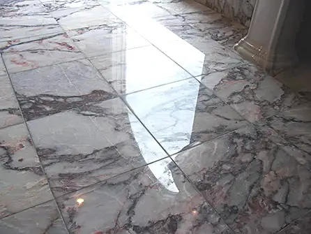 marble-pecs Csiszolt márvány padló